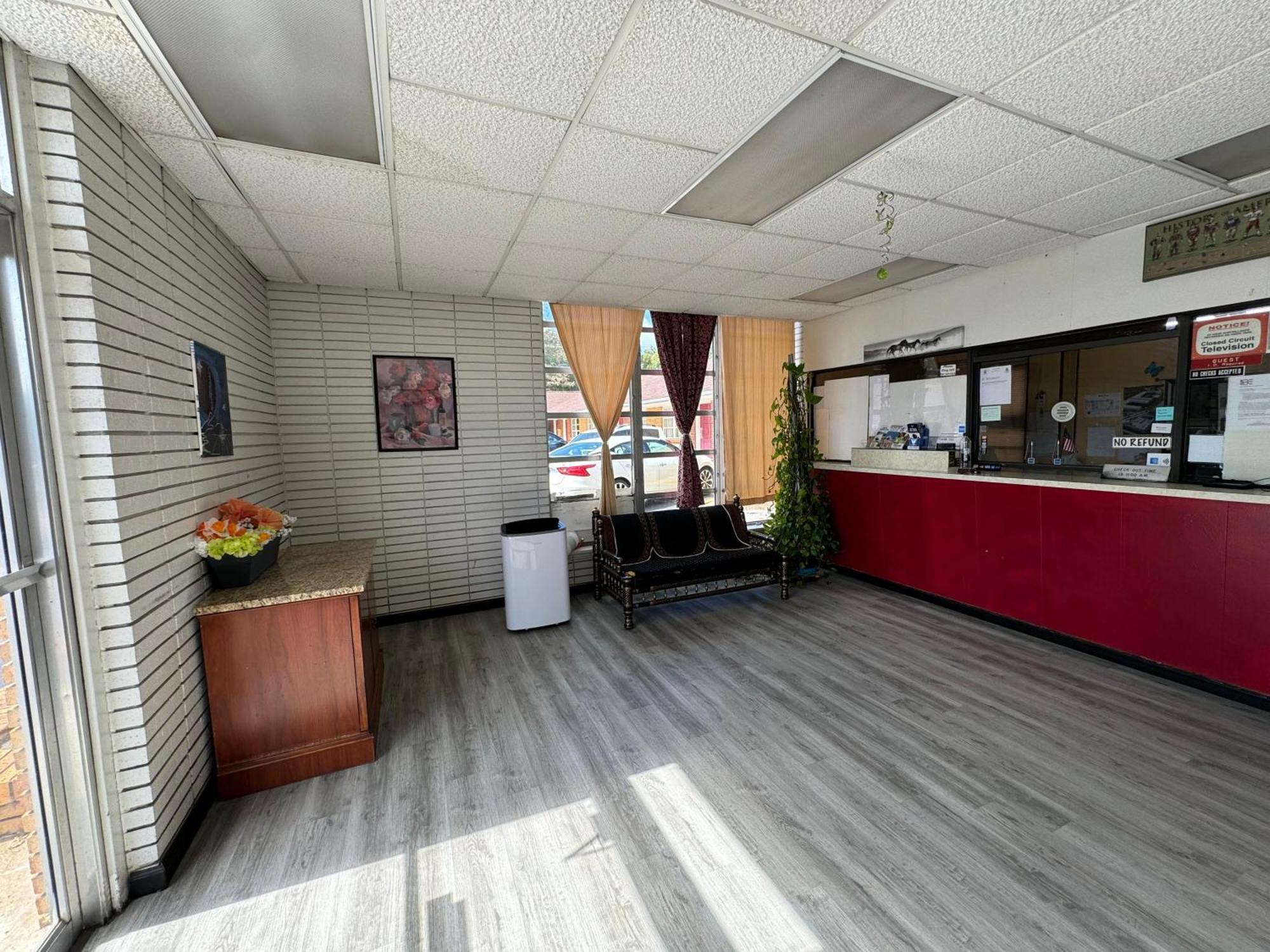 Travel Inn By Oyo Danville Us-29 المظهر الخارجي الصورة